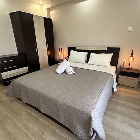 Minimalist Apartments W/ View 塞萨洛尼基 外观 照片