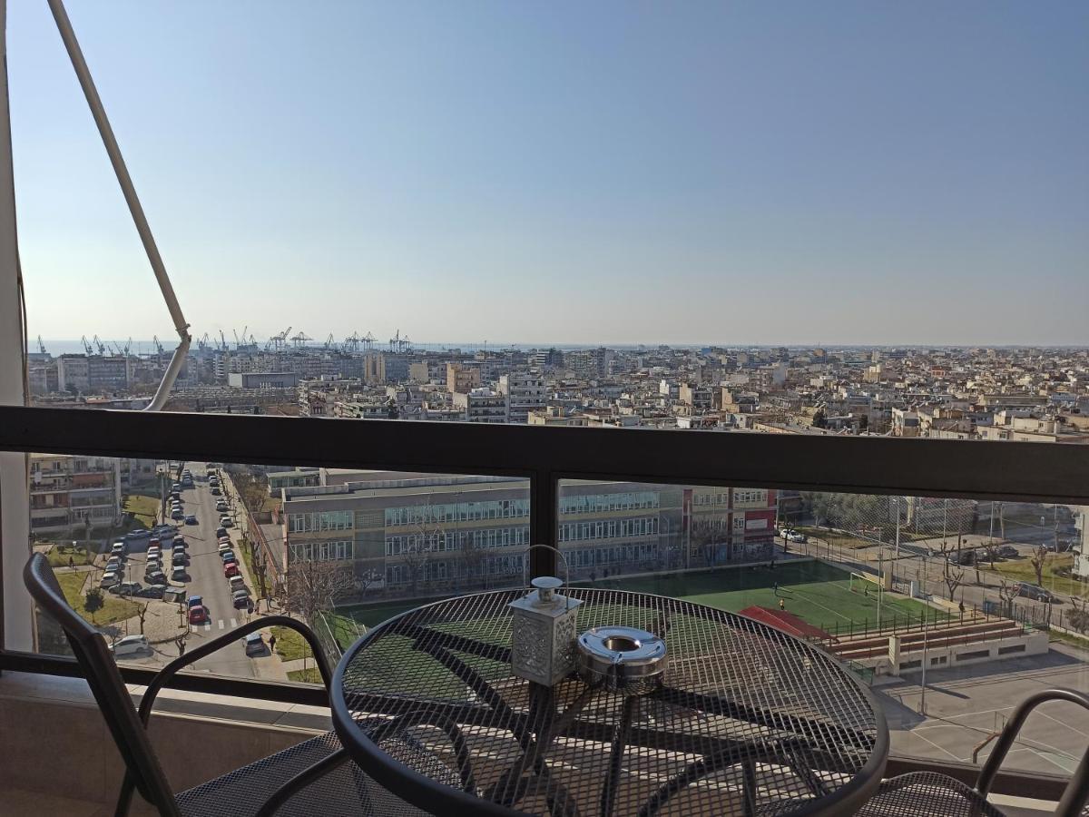 Minimalist Apartments W/ View 塞萨洛尼基 外观 照片