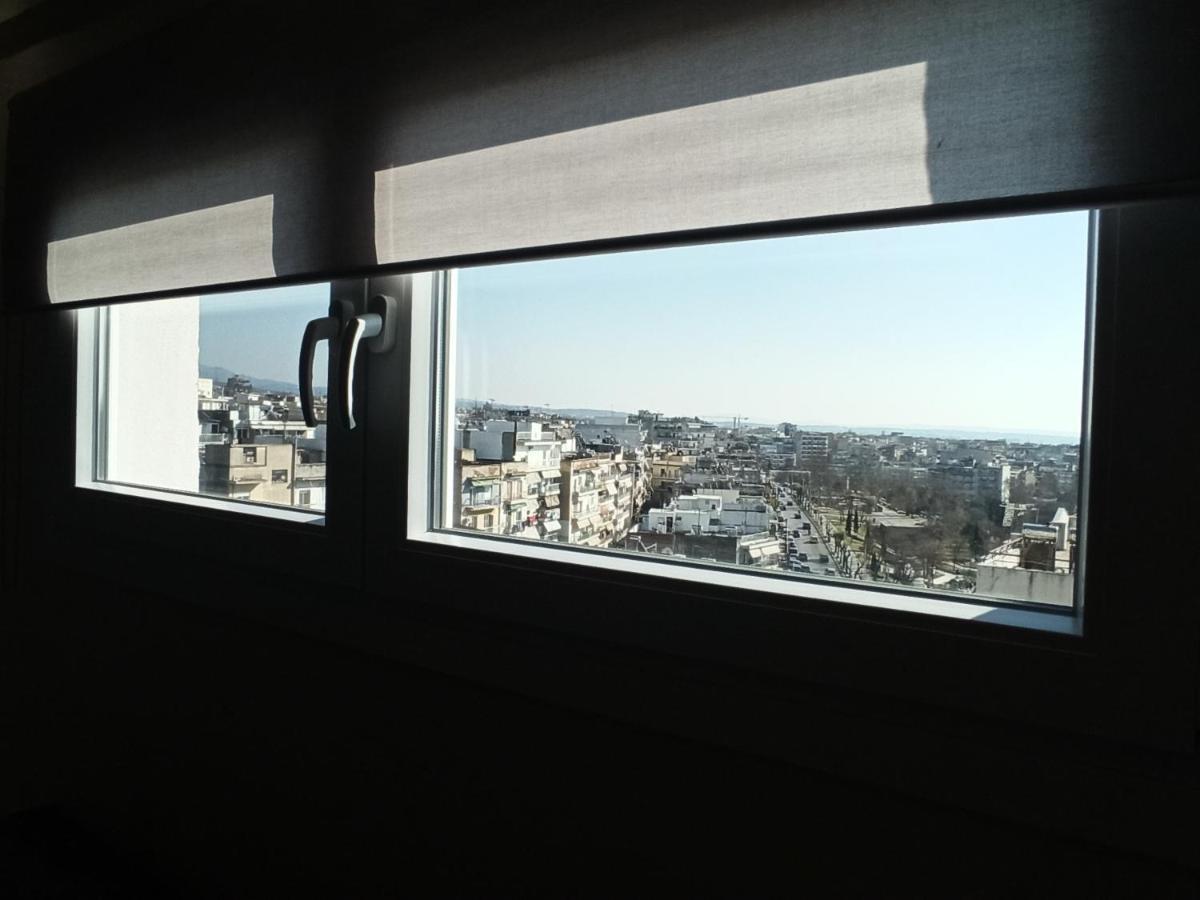 Minimalist Apartments W/ View 塞萨洛尼基 外观 照片