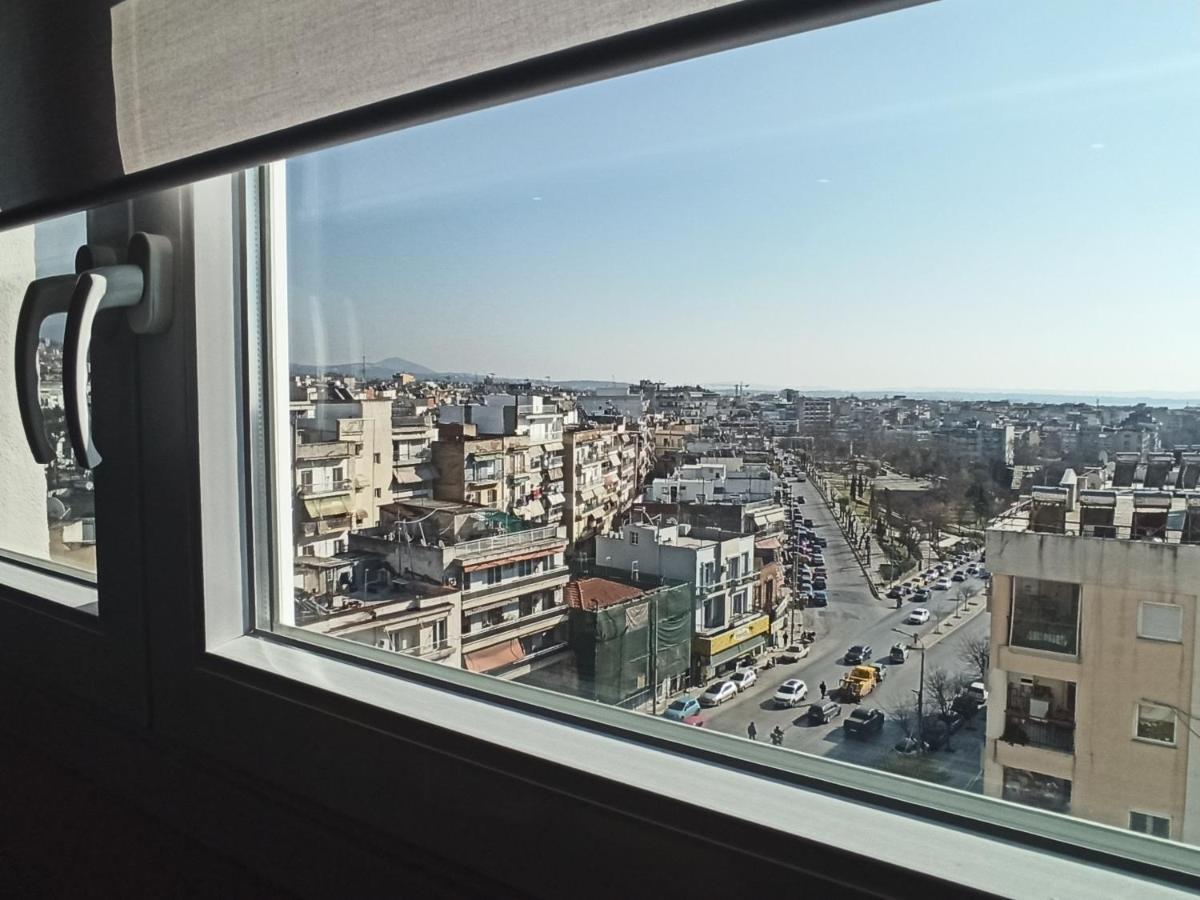 Minimalist Apartments W/ View 塞萨洛尼基 外观 照片